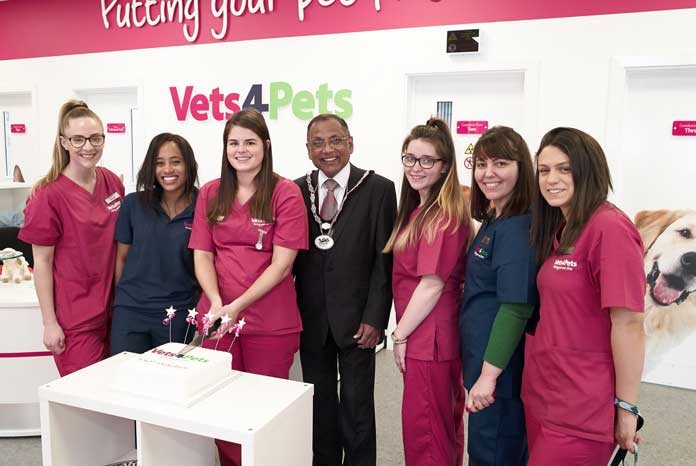 Vets4Pets has opened it's 450th joint venture practice in Essex with Cheryl Lucas MRCVS and veterinary nurse Nick Briggs.